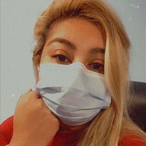 Meet your Posher, Melissa